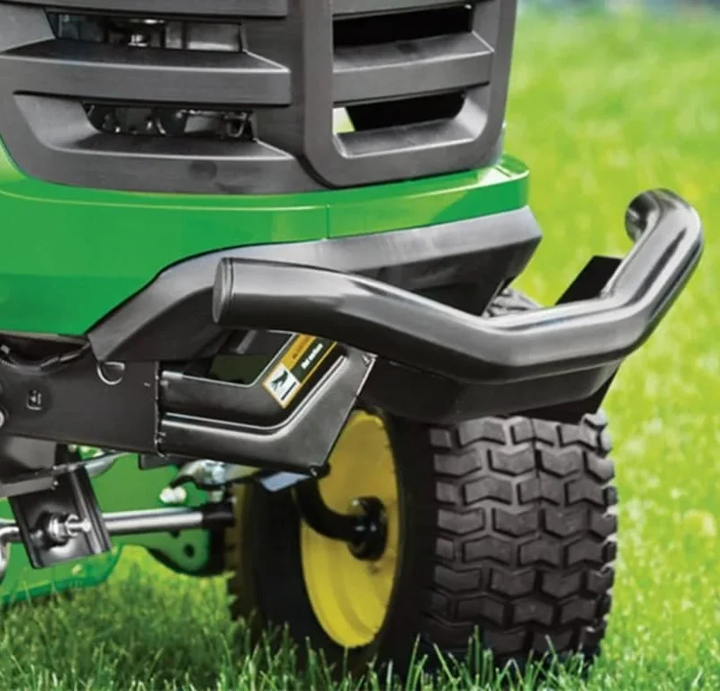 John Deere S130 Riding Lawn Mowers. - Image 4