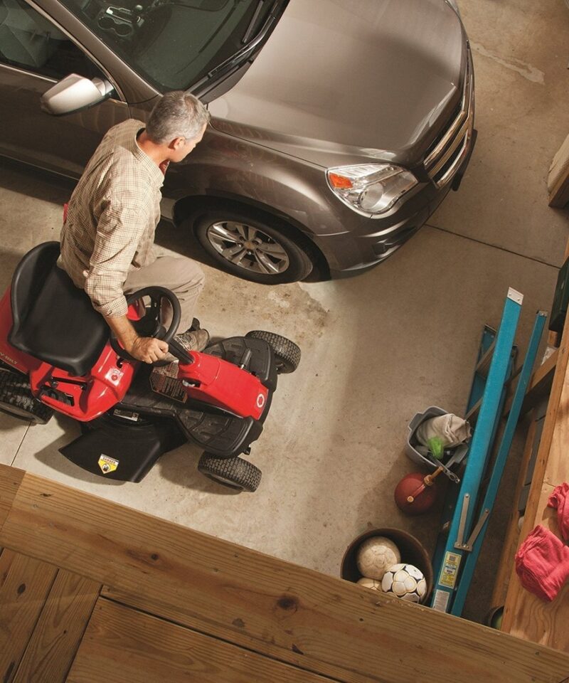 TB30B 340cc 30-Inch Premium Neighborhood Riding Lawn Mower - Image 6