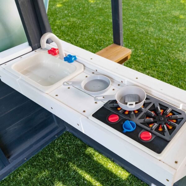Cozy Escape Playhouse - Image 6