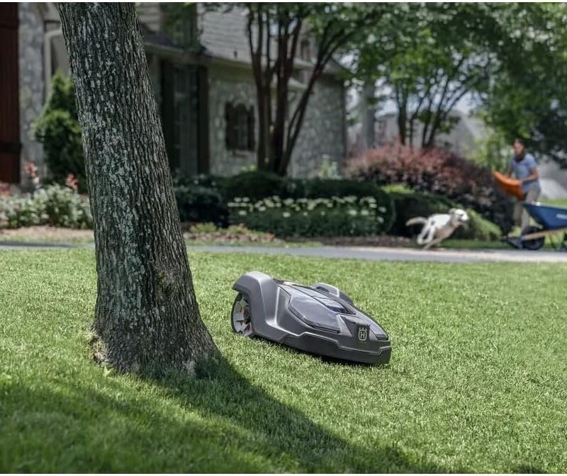 Husqvarna 440iQ Robotic Lawn Mower, 2 Acre, Wire-Free, Charging Station - Image 6