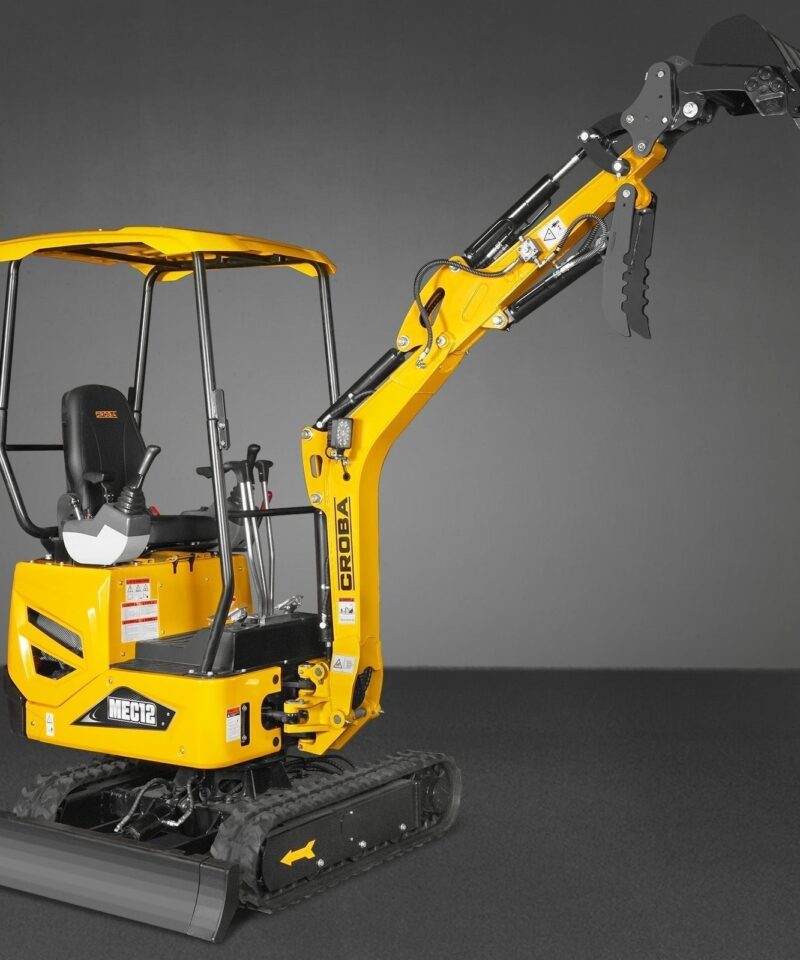 Mini Compact Excavator Kubota D722 Engine, 65.7” Max. Digging Depth, 2700 LBS Operating Weight, MEC12 - Image 32