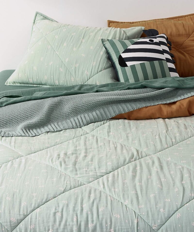 Bubble Knit Verte Green Organic Cotton Kids Bed Blanket - Image 6