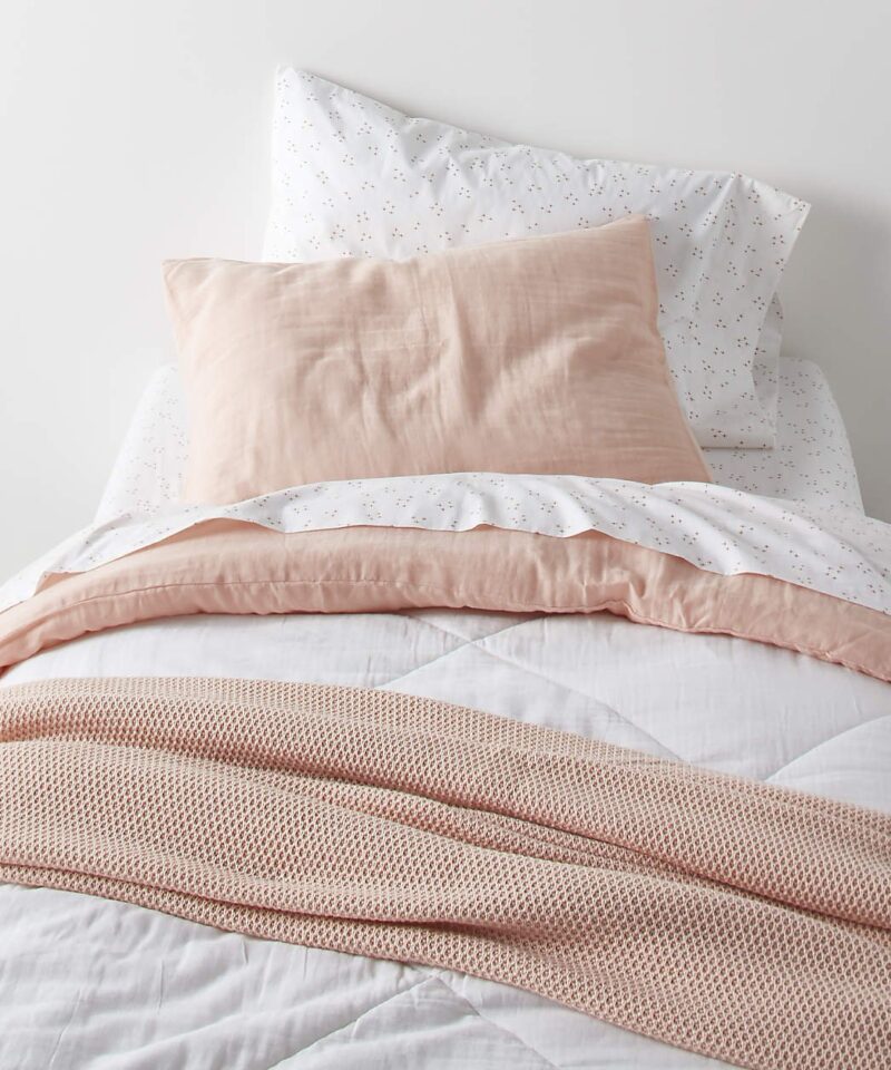 Bubble Knit Verte Green Organic Cotton Kids Bed Blanket - Image 3