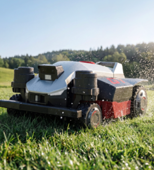 G7 AWD: Ultimate Robotic Mower for Large Lawns - Image 2