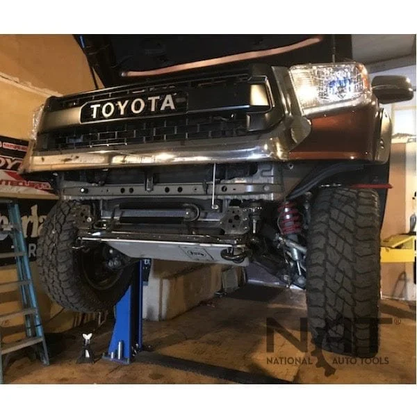Alternative view of Triumph NT-9 9,000 lb Two-Post Cars Lift